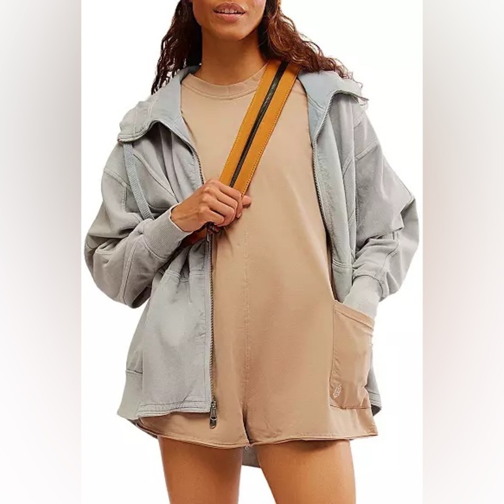 Free People FP Movement Hot Shot Tee Romper in Small Mocha.  T-Shirt Romper NWT - Picture 6 of 16